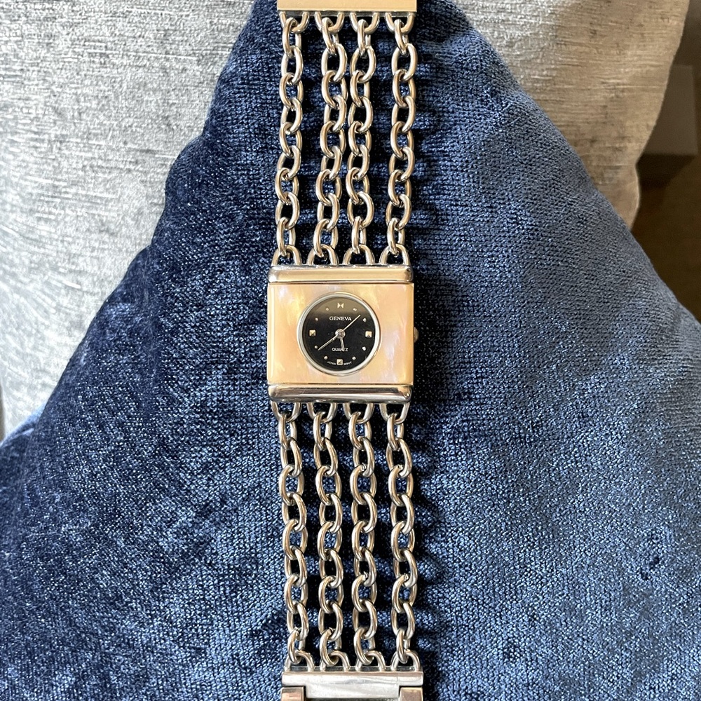 Geneva chain link watch